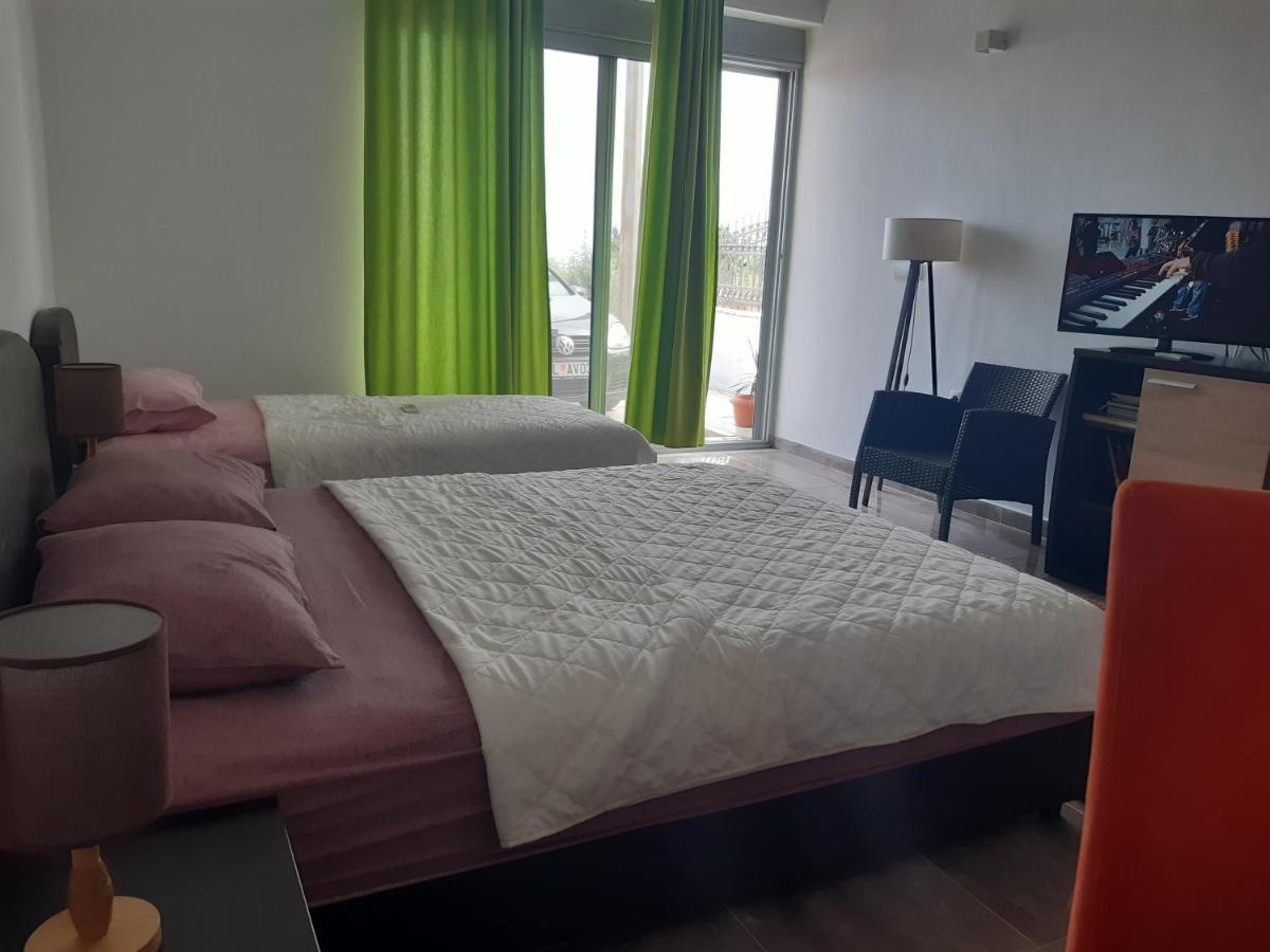 Zara Apartments Ulcinj Exterior photo